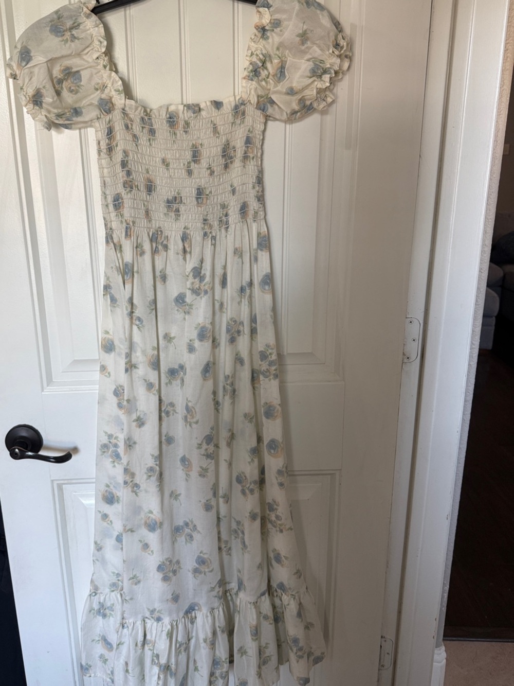 Floral Puff-Sleeve Maxi Dress - Cream and Blue